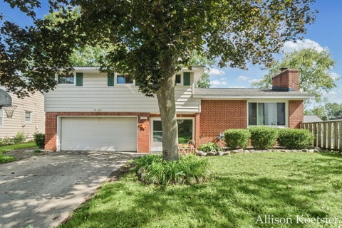 Photo for 910 Mulford Drive SE