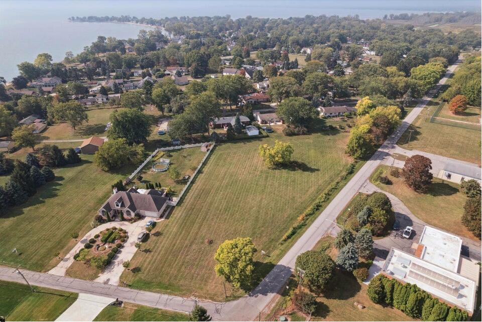 Listing 15