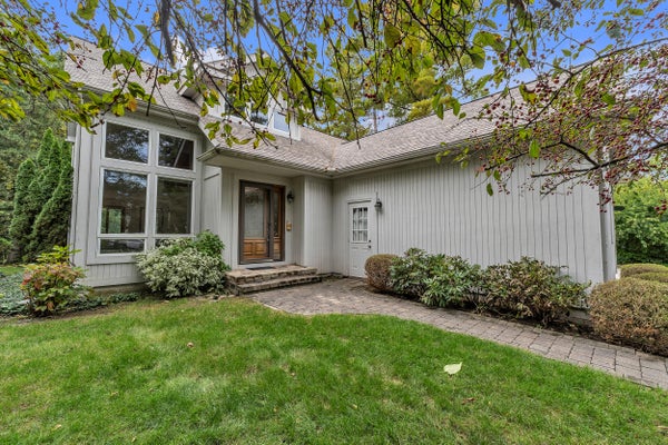 2140 INDEPENDENCE BLVD, ANN ARBOR, MI 48104 - Image ef2b51245d14d9bec067980a448d2d32/3728935932