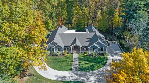 Photo of 2815 Washington Avenue, St. Joseph, MI 49085 (MLS # 25056356)