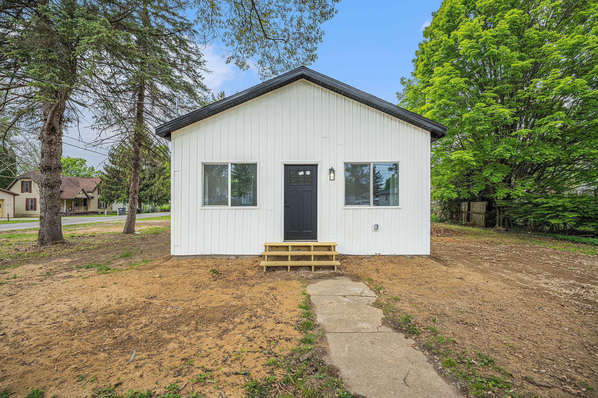 Gobles, Michigan 49055, United States, 3 Bedrooms Bedrooms, ,2 BathroomsBathrooms,Residential,Active,130808