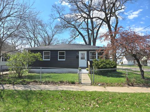 Photo of 1499 Park Street, Muskegon, MI 49441 (MLS # 26016994)