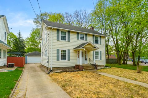 Photo of 312 N Riverview Drive, Kalamazoo, MI 49004 (MLS # 26017292)