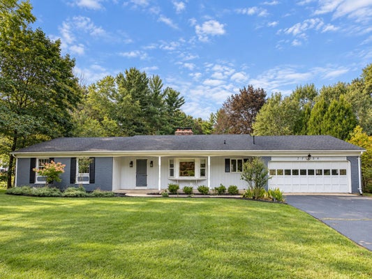 2134 SYCAMORE LN, KALAMAZOO, MI 49008 - Image efc9366a3b791843c6a6b5e4bfedac2a/3364447852