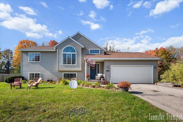 14881 TREEVALLEY DR, CEDAR SPRINGS, MI 49319 - Image efd5a40672b4ed27e2c019a404b48b45/3285955851