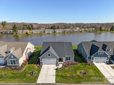 Photo of 2911 Isle Grand Drive NE, Belmont, MI 49306 (MLS # 26014691)