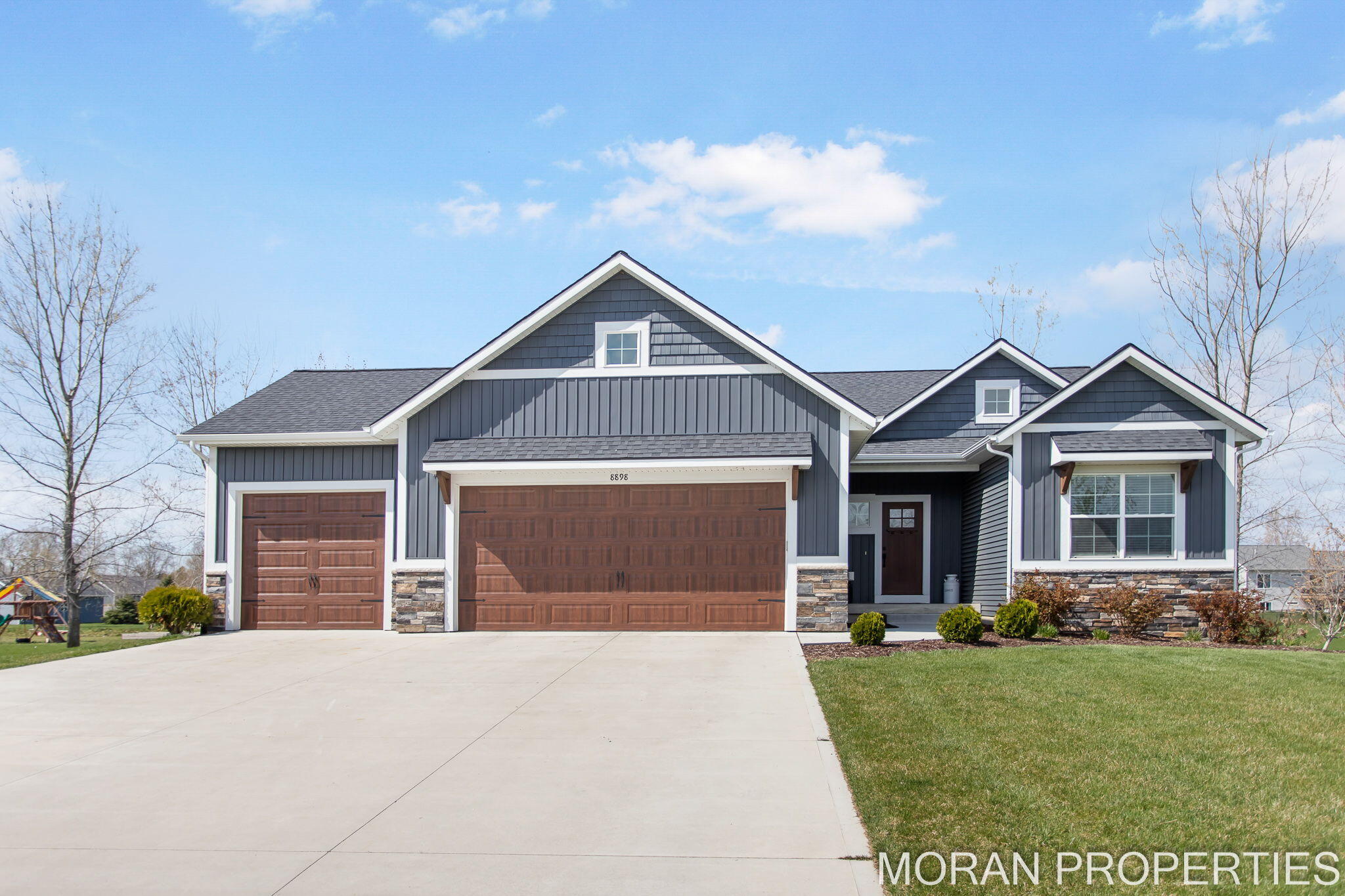 Photo 2 of 48 of 8898 Meadows Pointe Drive house