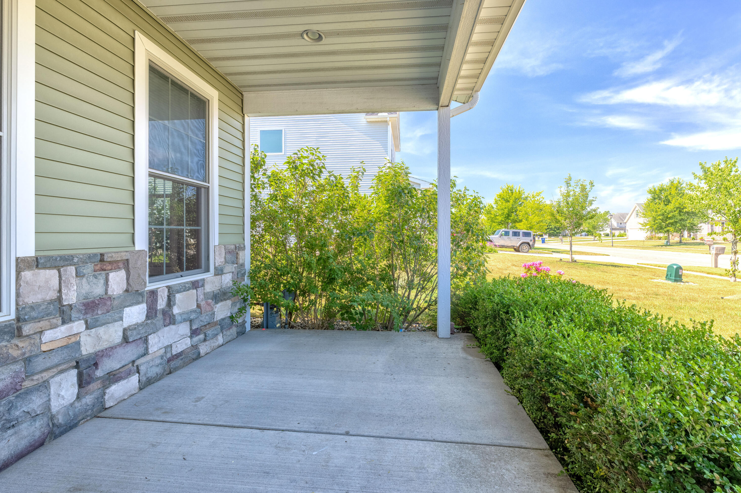 6035 Racine Drive