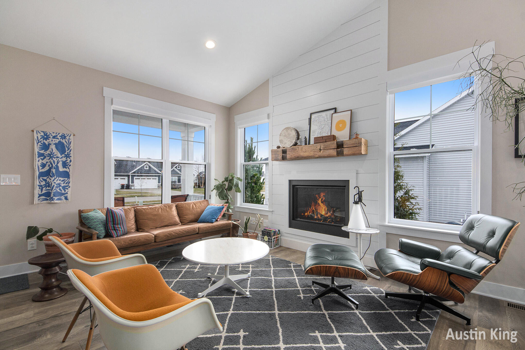 Hudsonville, Michigan 49426, United States, 4 Bedrooms Bedrooms, ,3 BathroomsBathrooms,Residential,Active,95414