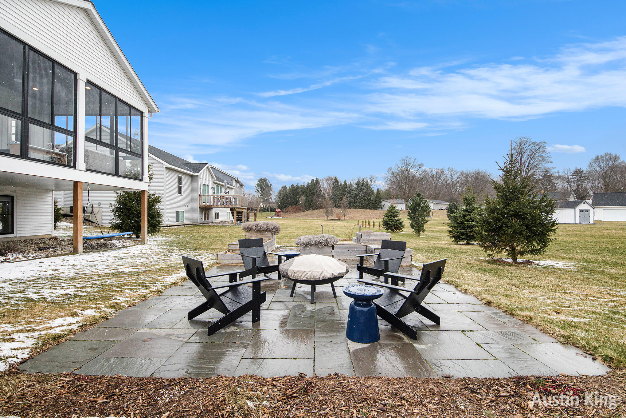 Hudsonville, Michigan 49426, United States, 4 Bedrooms Bedrooms, ,3 BathroomsBathrooms,Residential,Active,95414