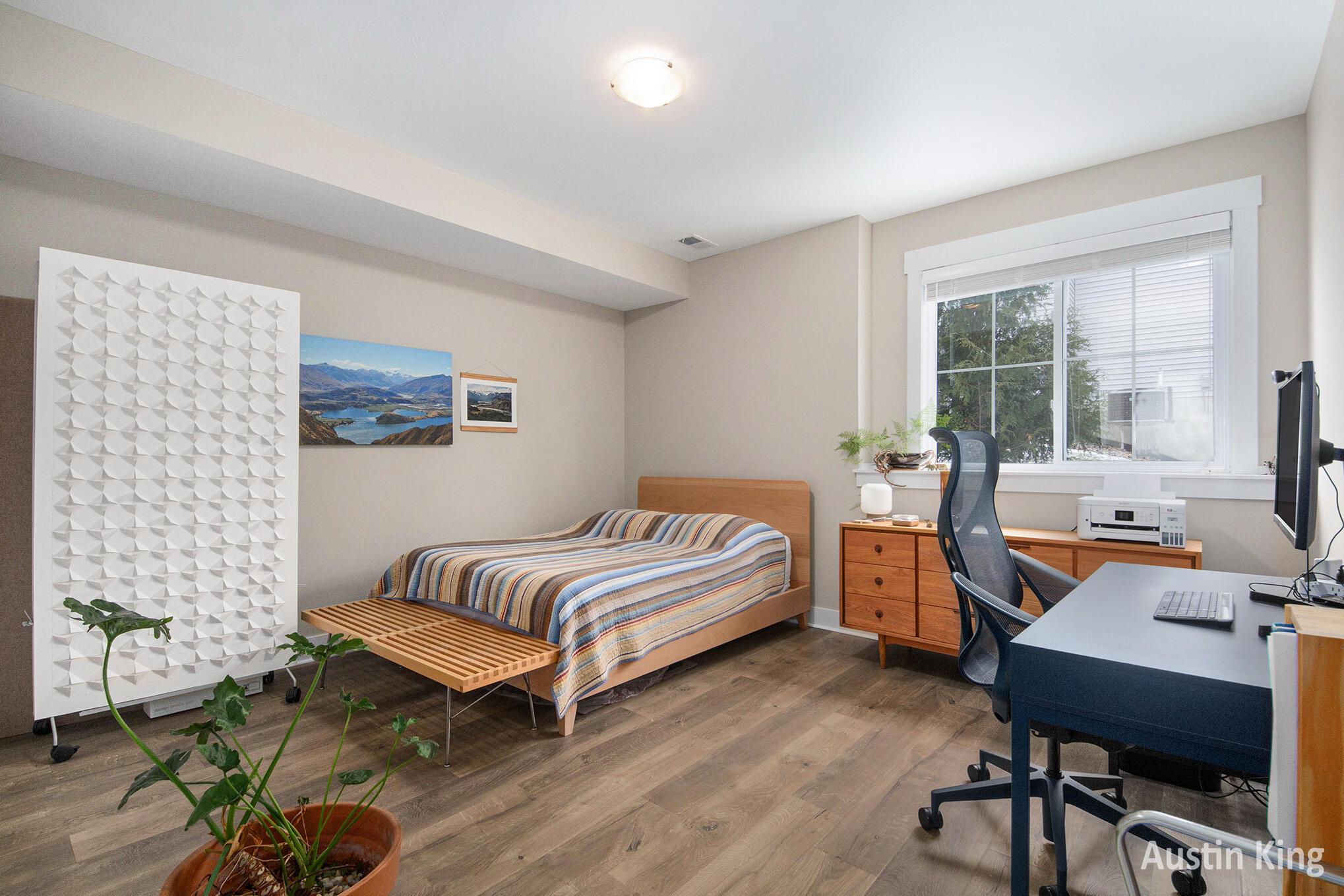 Hudsonville, Michigan 49426, United States, 4 Bedrooms Bedrooms, ,3 BathroomsBathrooms,Residential,Active,95414