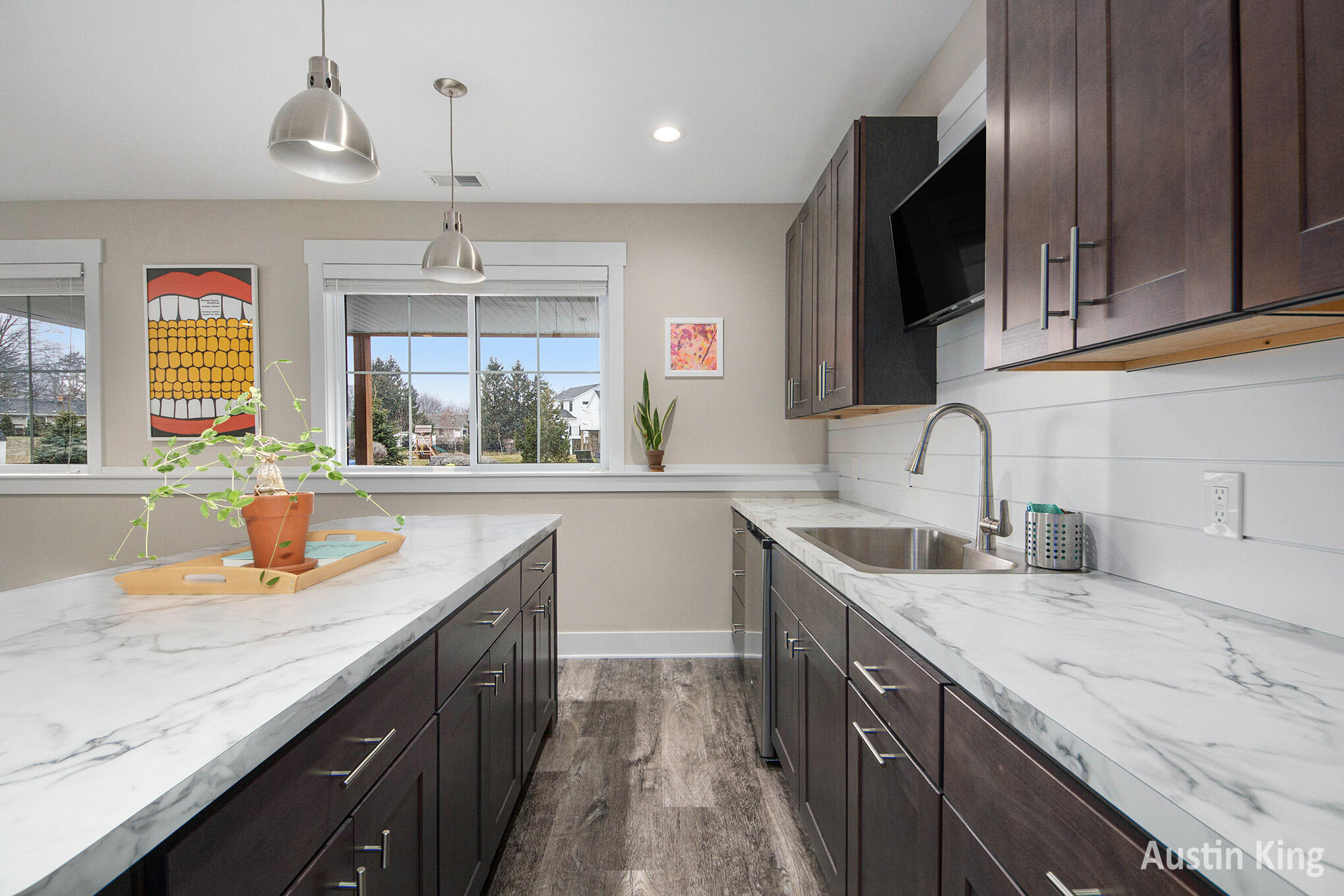 Hudsonville, Michigan 49426, United States, 4 Bedrooms Bedrooms, ,3 BathroomsBathrooms,Residential,Active,95414