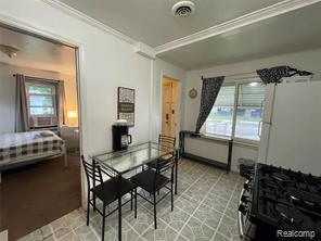 1600 Woodward Heights