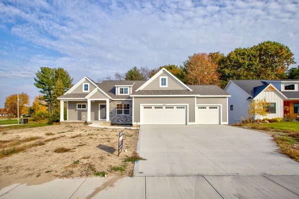 4767 LEXEM DR, HUDSONVILLE, MI 49426 - Image f0e2843b82160f4e863d7fb9aabc1923/2145882255