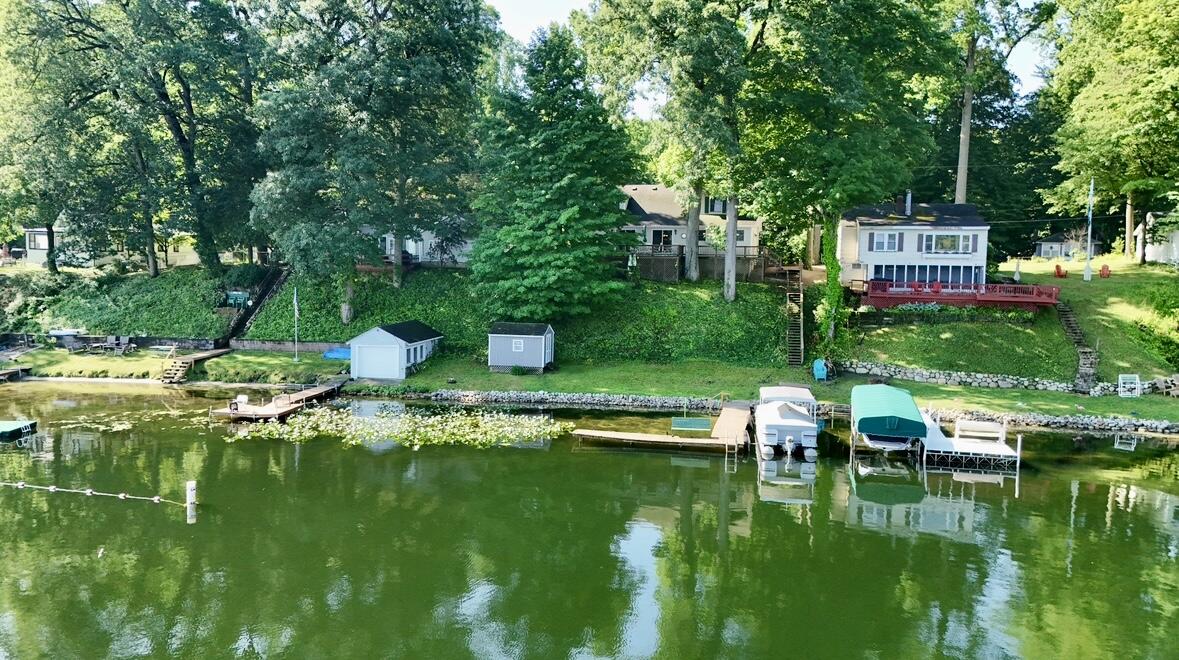 15891 Lakeview Drive