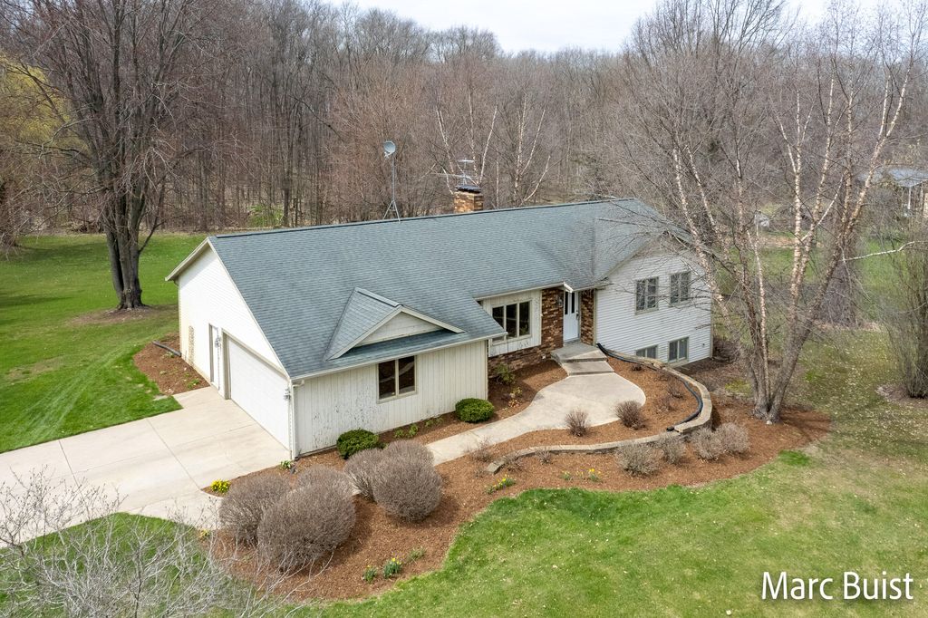 Photo of 10355 Division Avenue S, Wayland, MI 49348 (MLS # 23141143)