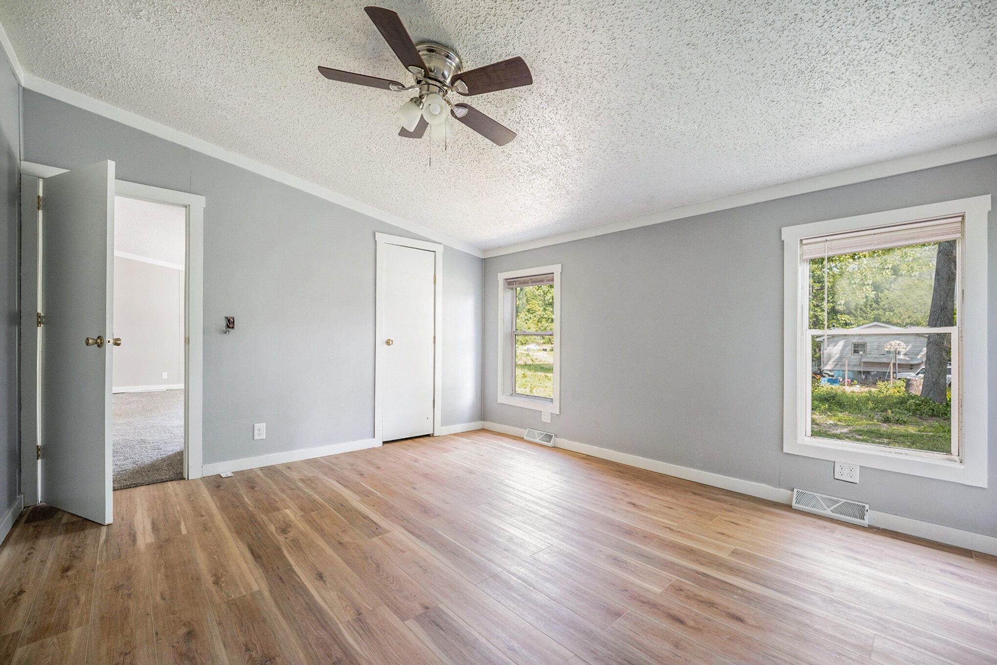 Decatur, Michigan 49045, United States, 3 Bedrooms Bedrooms, ,2 BathroomsBathrooms,Residential,Pending,137680