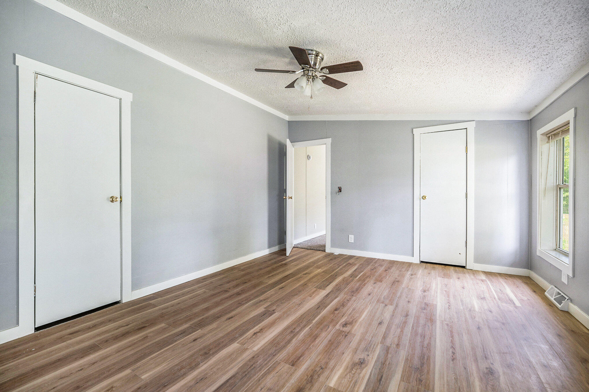 Decatur, Michigan 49045, United States, 3 Bedrooms Bedrooms, ,2 BathroomsBathrooms,Residential,Pending,137680