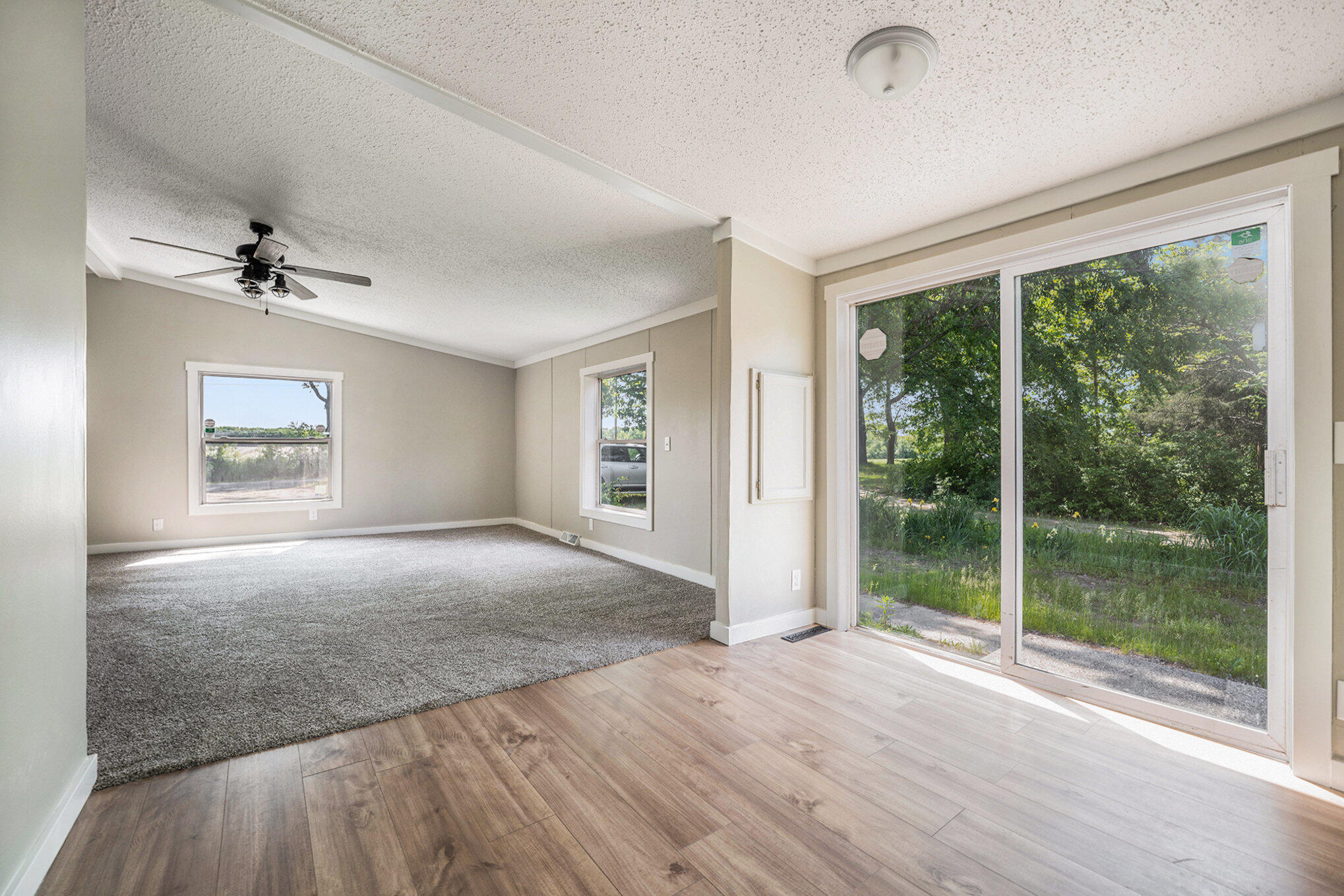 Decatur, Michigan 49045, United States, 3 Bedrooms Bedrooms, ,2 BathroomsBathrooms,Residential,Pending,137680