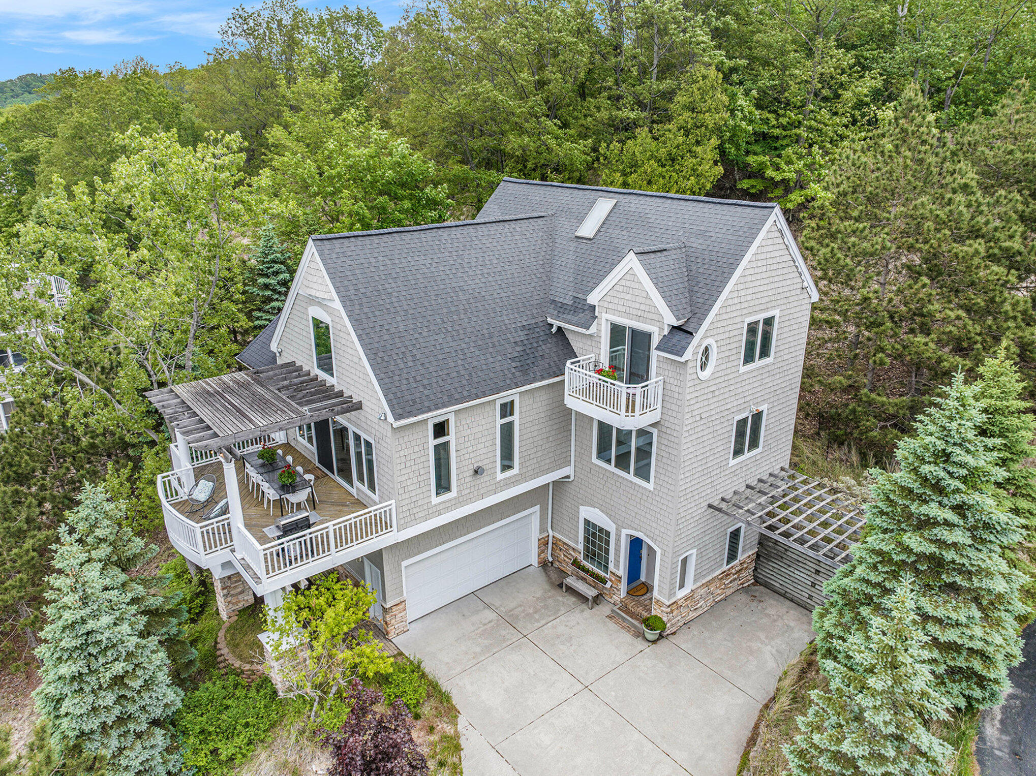 19148 Maiden Lane