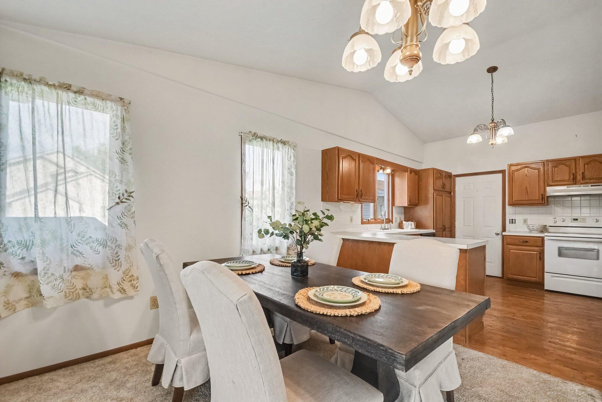 17113 Tomahawk Trail