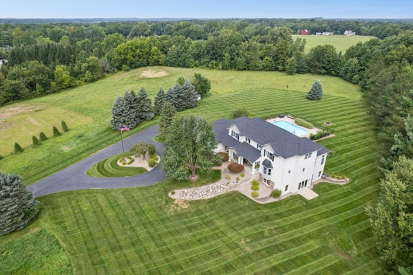 8155 96TH ST SE, ALTO, MI 49302 - Image f1c6ee2d68da2e489579f095a3bc1192/775463410