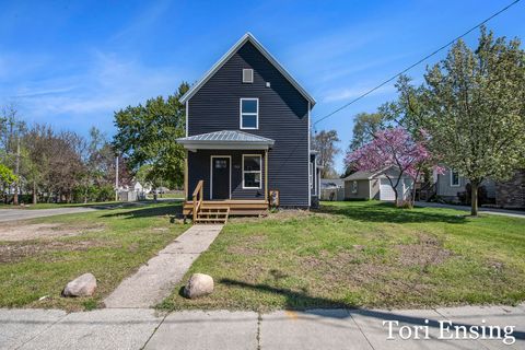 702 Morton Avenue, Belding, MI 48809 - MLS#: 25021747