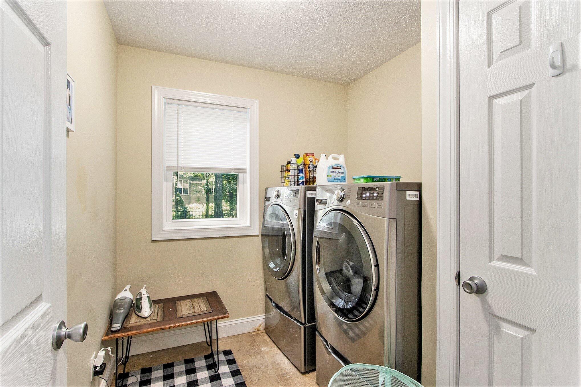 Richland, Michigan 49083, United States, 4 Bedrooms Bedrooms, ,4 BathroomsBathrooms,Residential,Active,154082