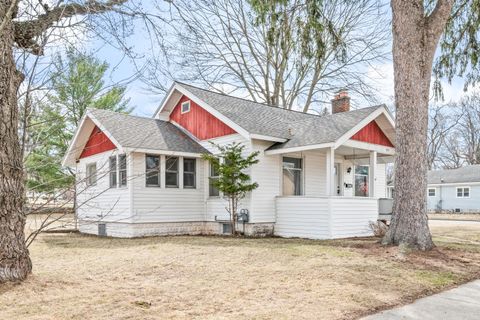 Photo of 515 Woodward Avenue, Big Rapids, MI 49307 (MLS # 26013249)