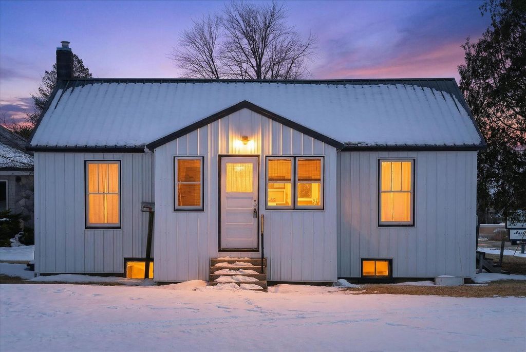 Photo of 568 Shaw Street, Howard City, MI 49329 (MLS # 26005574)