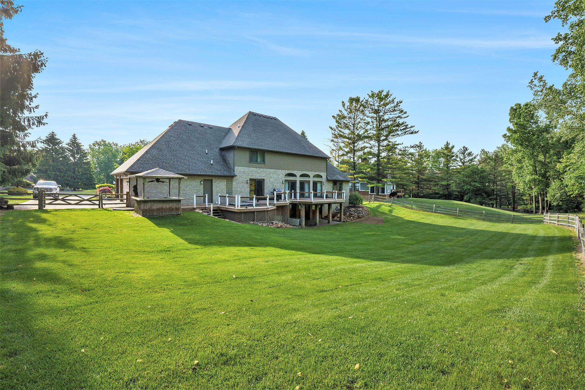 Washington, Michigan 48094, United States, 4 Bedrooms Bedrooms, ,5 BathroomsBathrooms,Residential,Active,185725