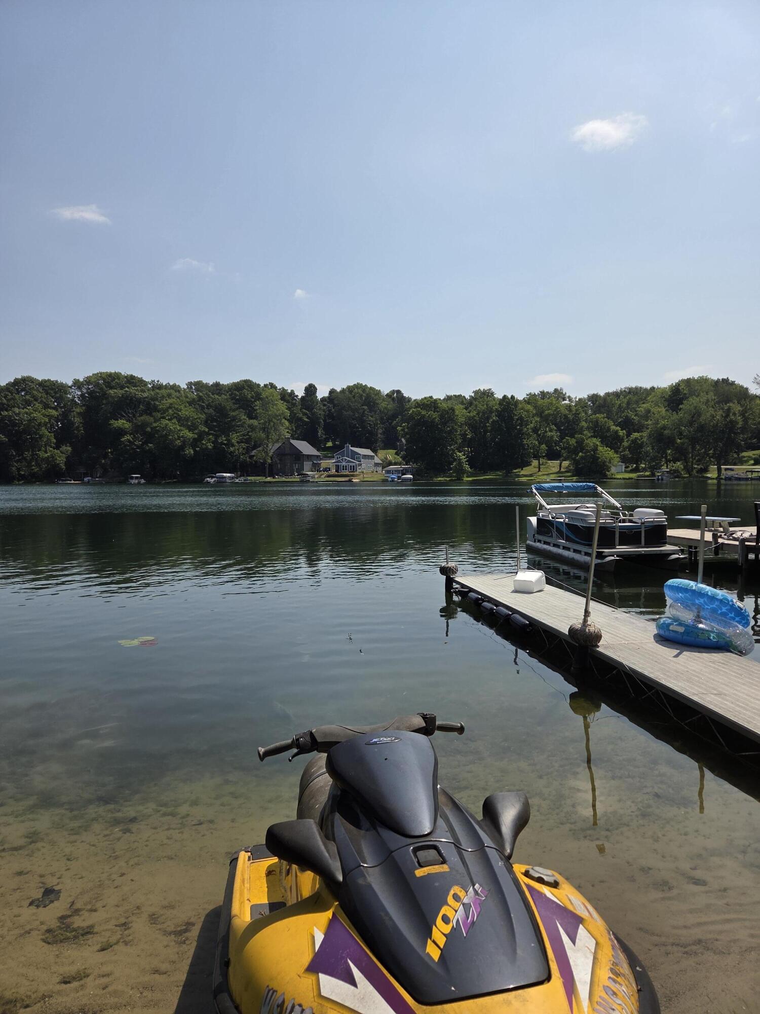 Hartford, Michigan 49057, United States, 4 Bedrooms Bedrooms, ,2 BathroomsBathrooms,Residential,Active,228130