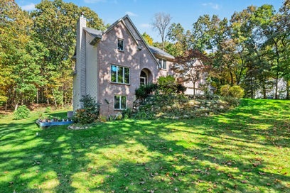 8440 Sierra Madre Trail Kalamazoo MI 49009