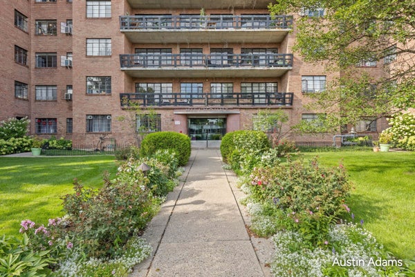 505 CHERRY ST SE APT 404, GRAND RAPIDS, MI 49503 - Image f2c967526ba1bd95100d5fd5855aeb2f/1044738331