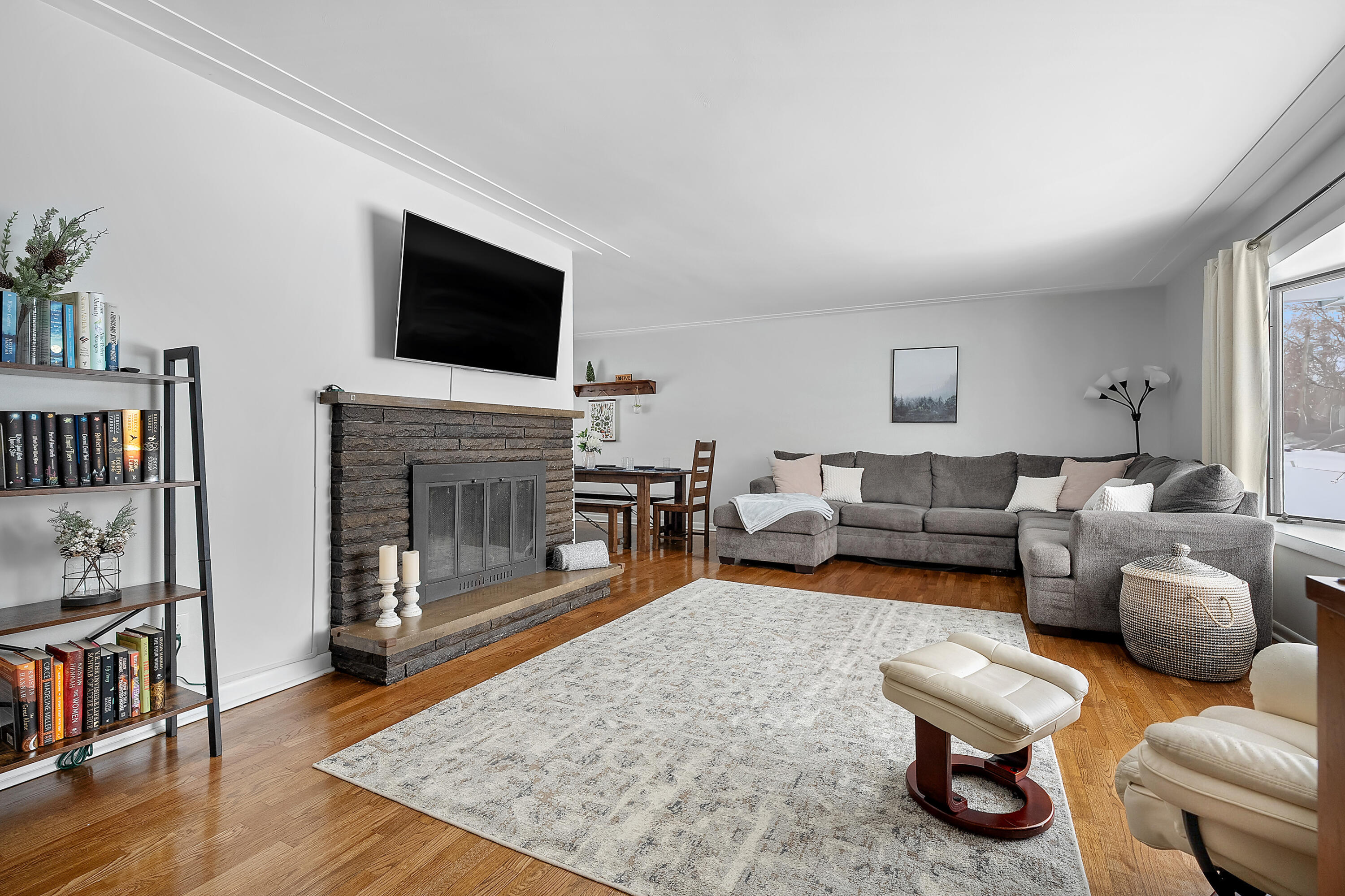 2519 Fairgrove Street