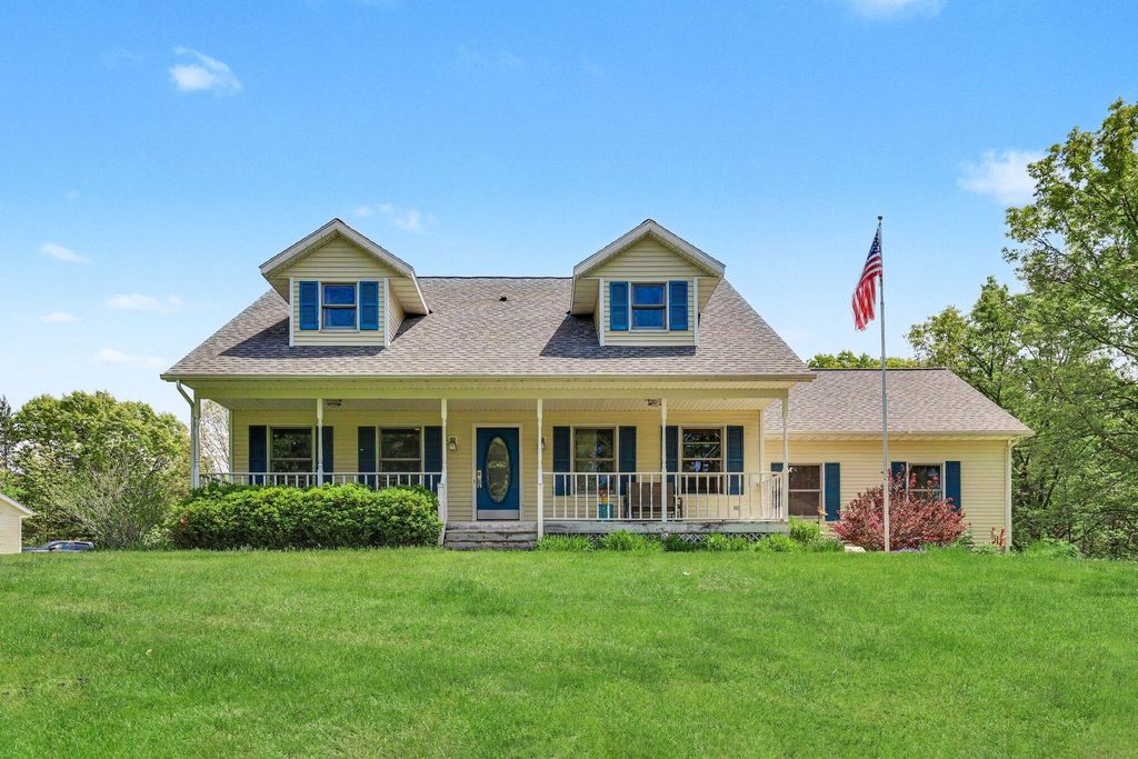 Photo of 4200 Egypt Valley Avenue NE, Ada, MI 49301 (MLS # 26025428)