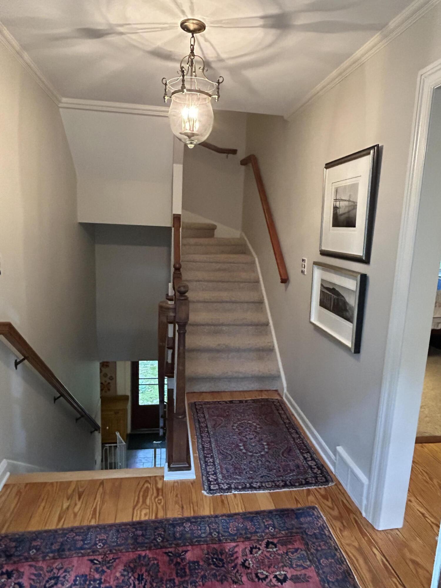 Kalamazoo, Michigan 49008, United States, 5 Bedrooms Bedrooms, ,4 BathroomsBathrooms,Residential,Pending,19133