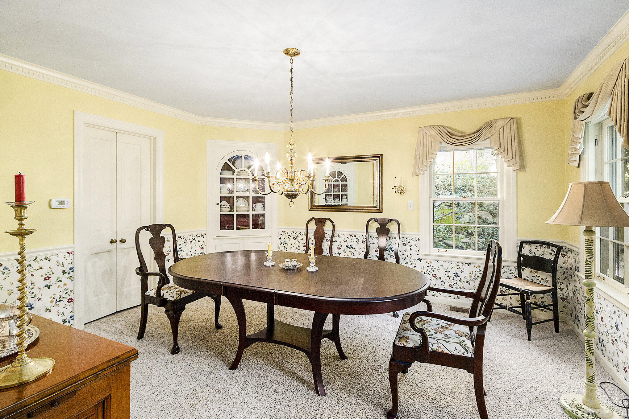 Kalamazoo, Michigan 49008, United States, 5 Bedrooms Bedrooms, ,4 BathroomsBathrooms,Residential,Pending,19133