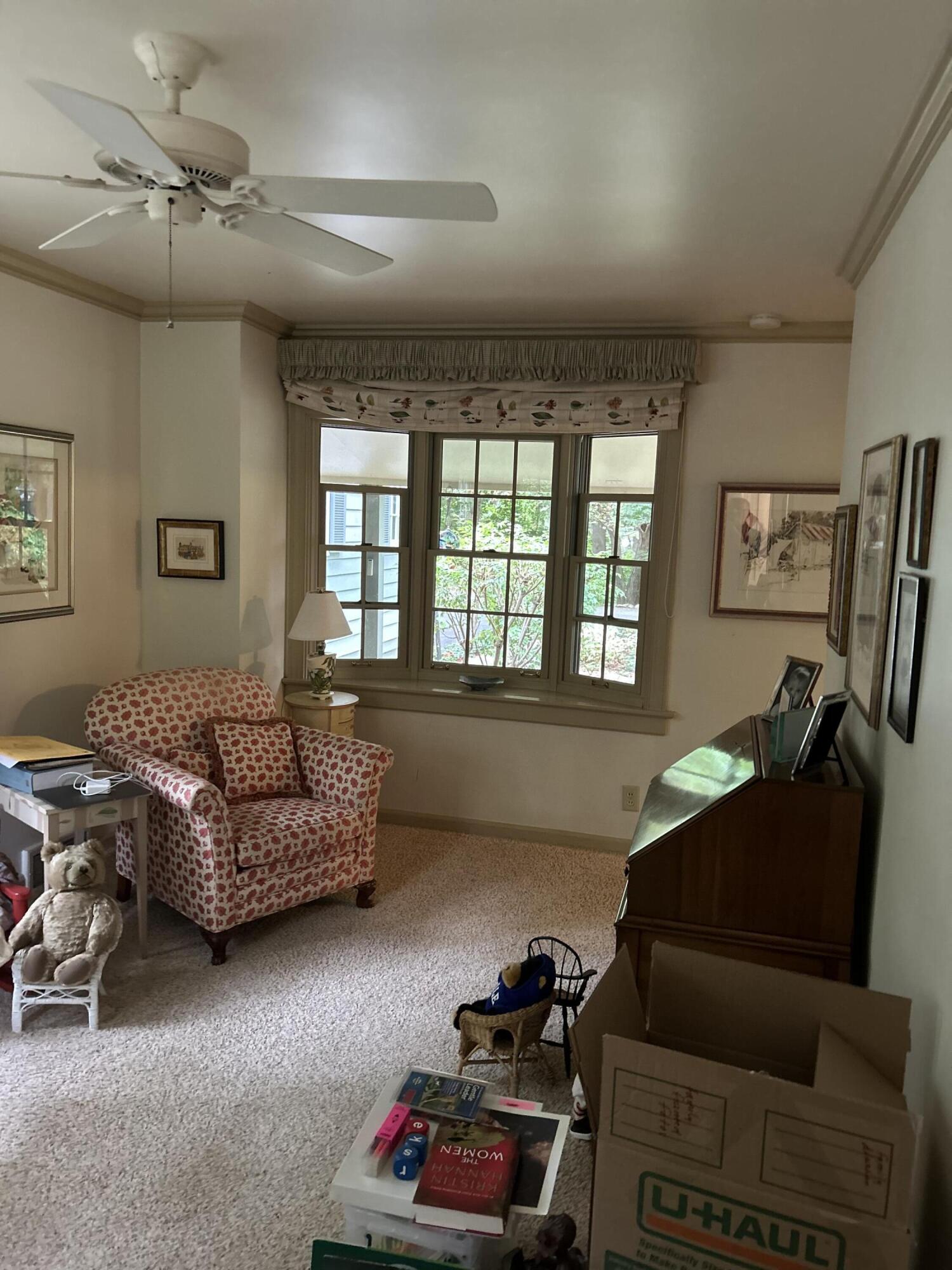 Kalamazoo, Michigan 49008, United States, 5 Bedrooms Bedrooms, ,4 BathroomsBathrooms,Residential,Pending,19133