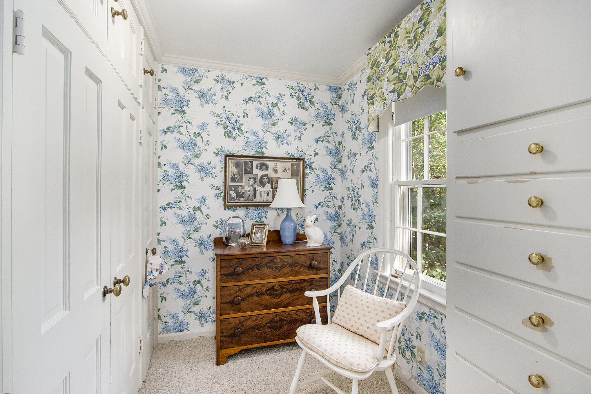 Kalamazoo, Michigan 49008, United States, 5 Bedrooms Bedrooms, ,4 BathroomsBathrooms,Residential,Pending,19133