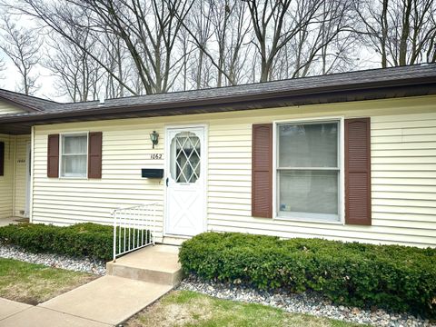 1062 Walnut Grove Drive, Norton Shores, MI 49441 - MLS#: 25016801