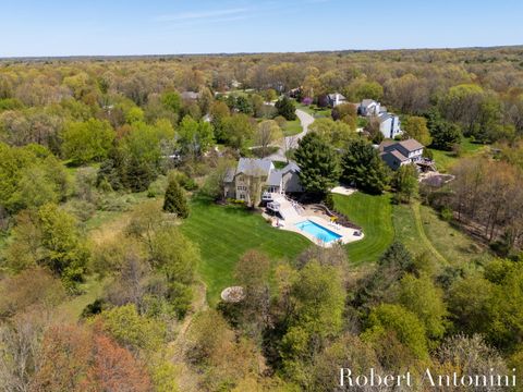 7707 Forest Court NE Rockford MI 49341