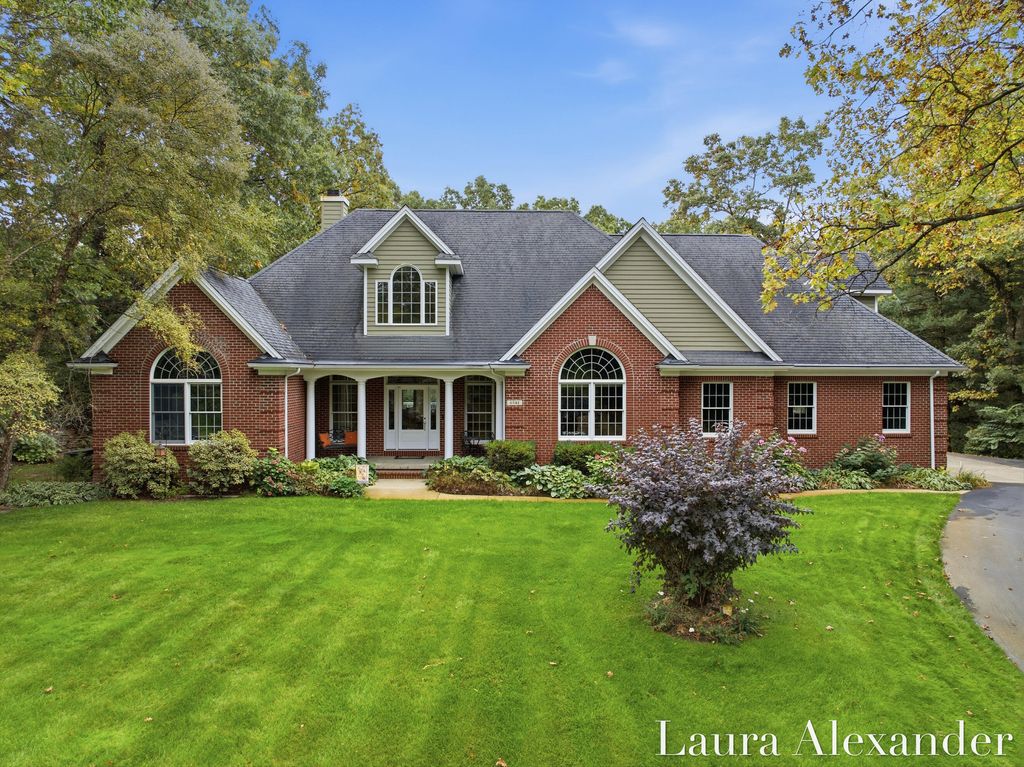 Photo of 6544 Egypt Ridge Road NE, Rockford, MI 49341 (MLS # 26006226)