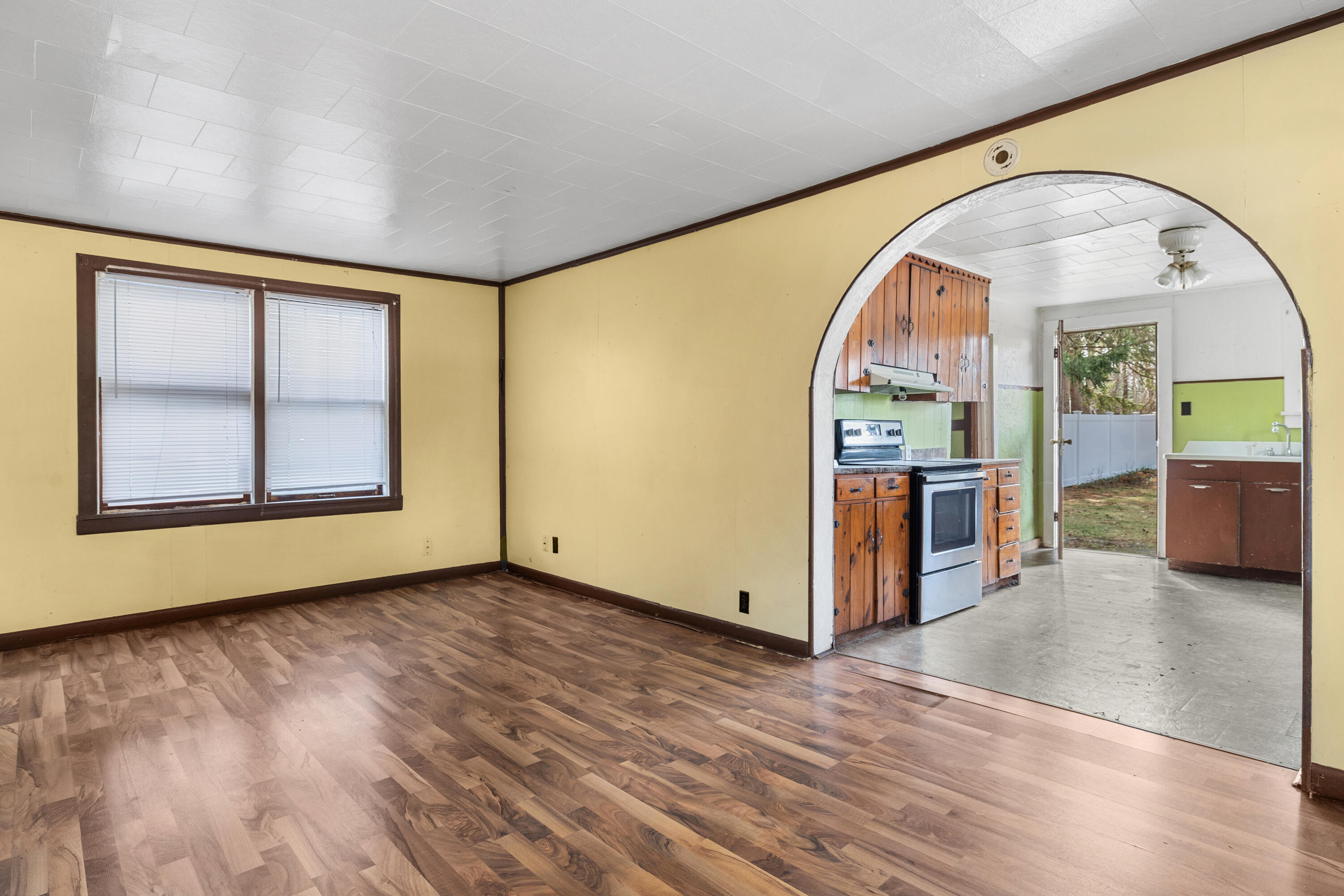 New Buffalo, Michigan 49117, United States, 4 Bedrooms Bedrooms, ,3 BathroomsBathrooms,Residential,Active,98361