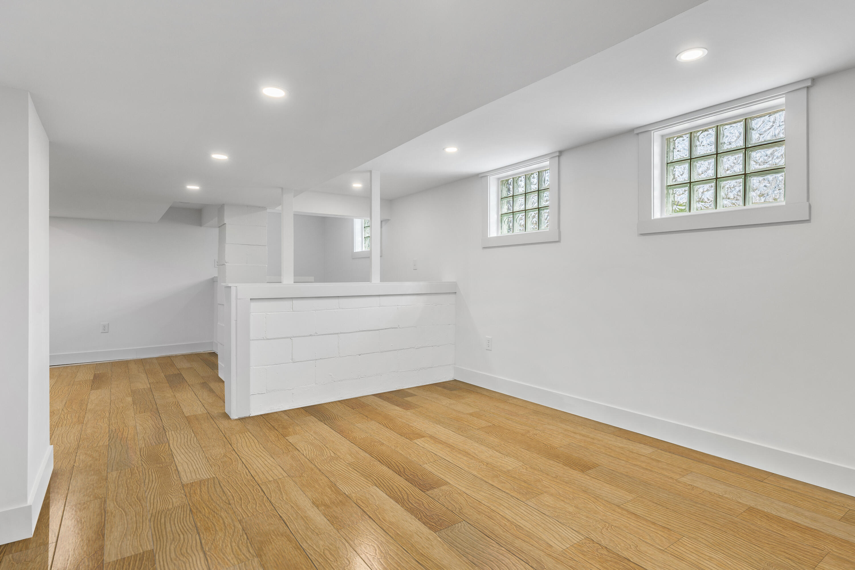 New Buffalo, Michigan 49117, United States, 4 Bedrooms Bedrooms, ,3 BathroomsBathrooms,Residential,Active,98361