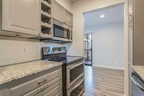 30078 W 12 Mile Road Farmington Hills MI 48334