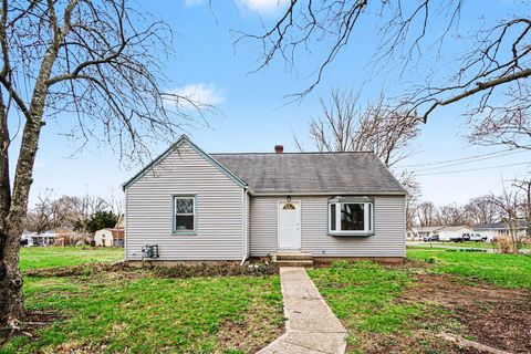 Photo of 1684 Stonecrest Avenue, Portage, MI 49002 (MLS # 26013343)