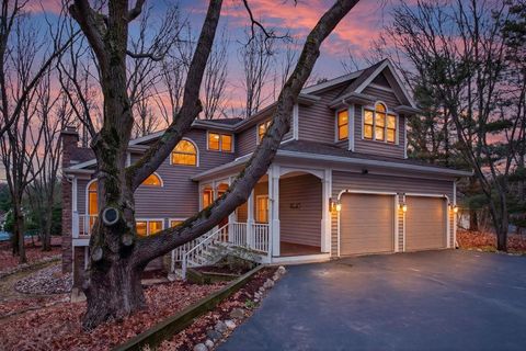 Photo of 3140 Wild Dunes Path, Stevensville, MI 49127 (MLS # 26013197)