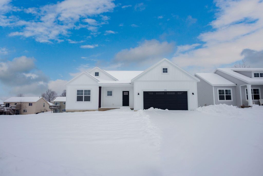 Photo of 3741 Elderberry Drive, Holland, MI 49424 (MLS # 25060575)