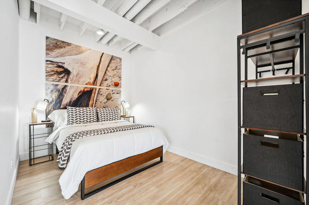 13662 Red Arrow Highway